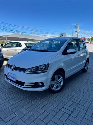 VOLKSWAGEN FOX 1.0 MPI COMFORTLINE 12V FLEX 4P MANUAL VOLKSWAGEN FOX 1.0 MPI COMFORTLINE 12V FLEX 4P MANUAL